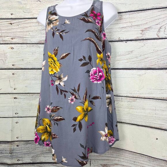 Gypsies & Moondust L Gray Floral Lace Back Tank - Picture 3 of 8